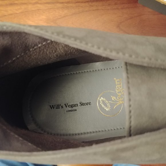 Will\'s Vegan Desert Boots in Grey Vegan Suede main image 5